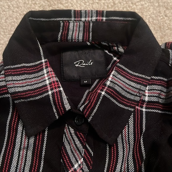 Rails Women’s Plaid Button-Down Shirt – Black, Red & White, Size M - Picture 6 of 8